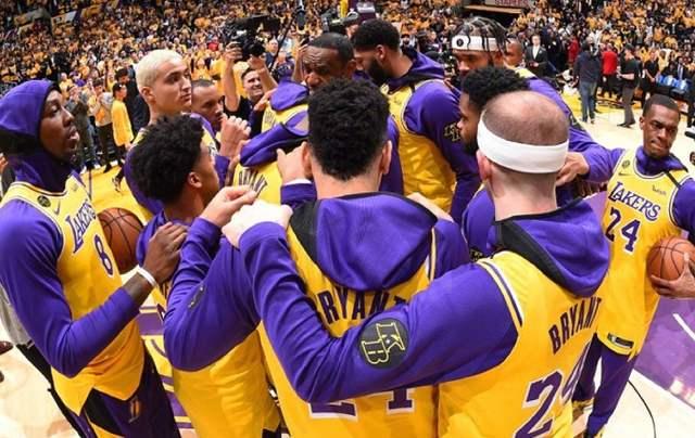 不太受待见？亚历山大次轮得票总排名第八 在后卫中仅仅才第六